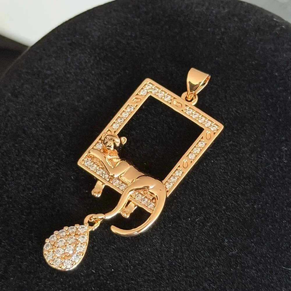 Rose Gold Panther Pendant Necklace - Picture 3 of 3